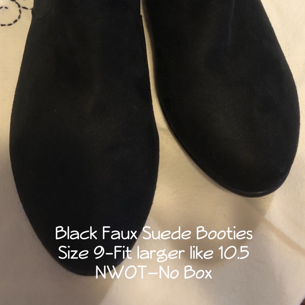 Comfortview Black Faux Suede Booties